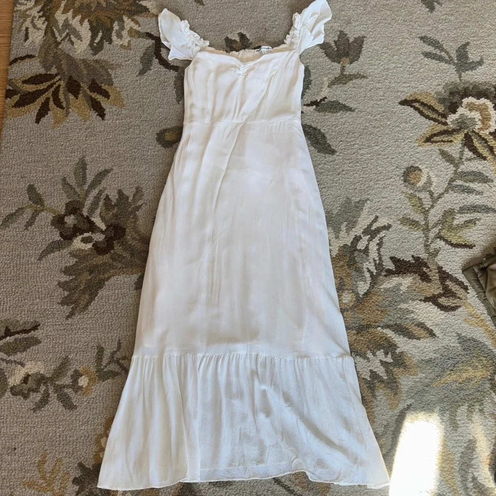 Reformation Butterfly dress 🌞 - Picture 5 of 8